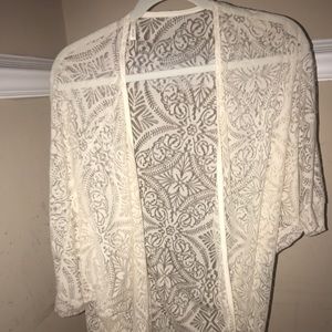 White short sleeve see through shawl
